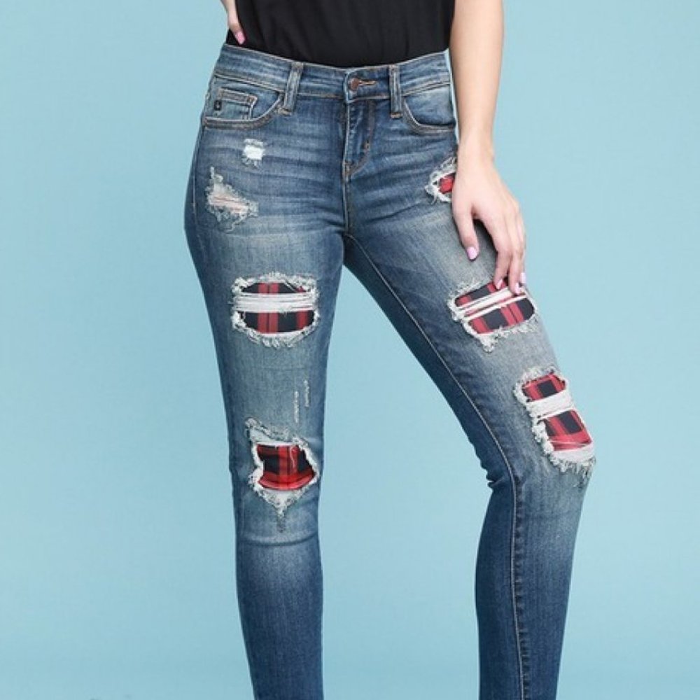 Judy Blue Buffalo Plaid Patch Skinny Jeans Size 5 - Picture 3 of 11